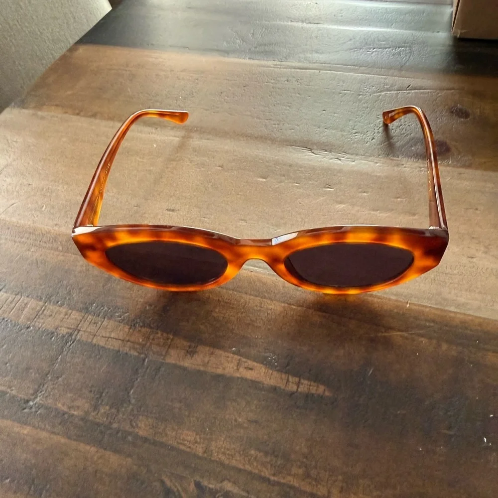 Corlin Eyewear Tortoiseshell Cat-Eye Sunglasses - UV Protection Tinted Lens